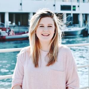 Meet your Posher, Danielle